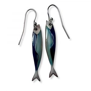 Pendientes de Esmalte al Fuego con forma de Jurelillos, Joyas inspiradas en Málaga. Esmalte y Plata. Artesanía Hecha en Andalucía.